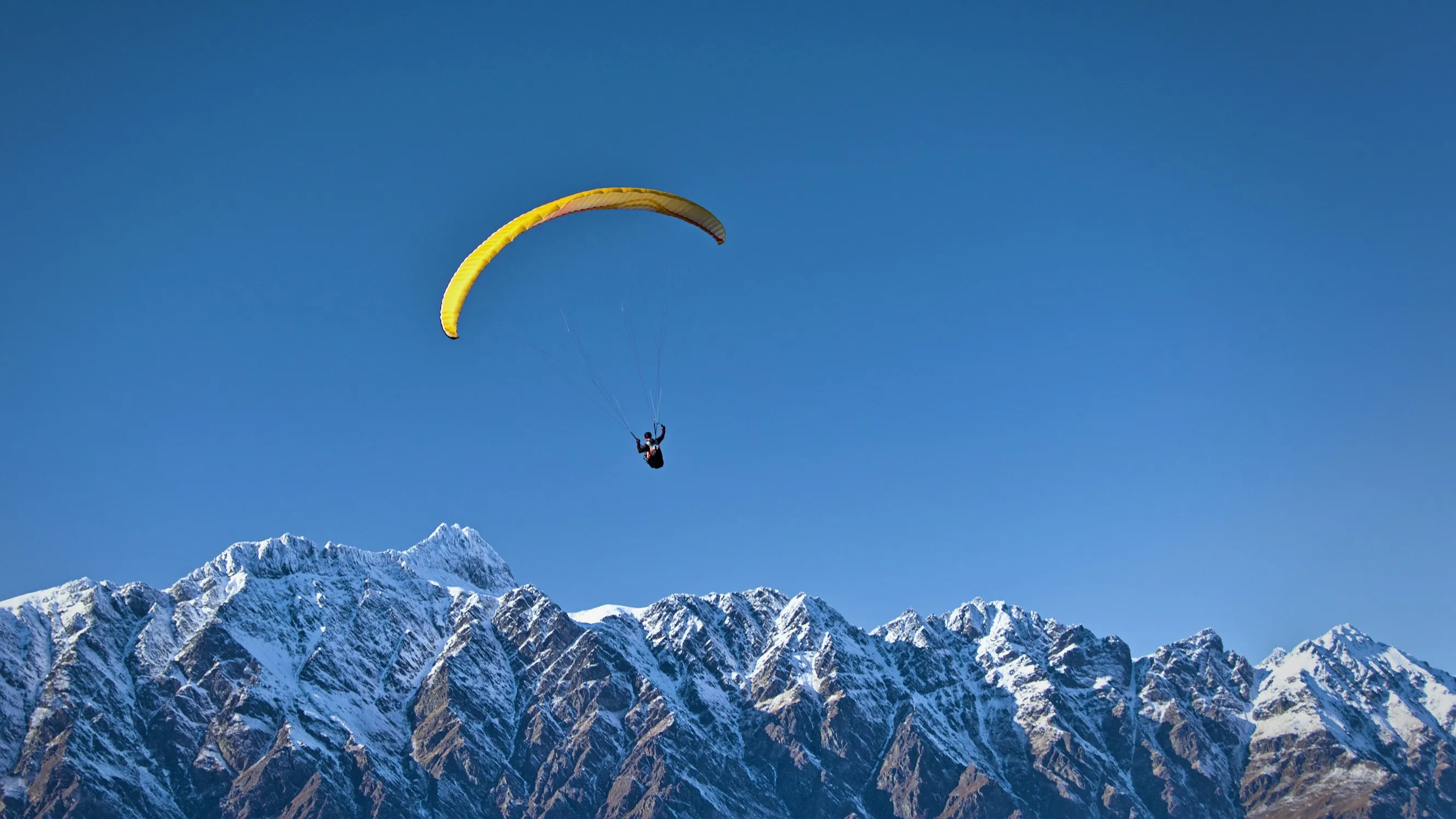 Alanya Paragliding: Tandem Flight from 800 Meters with Professional Pilot gallery 1