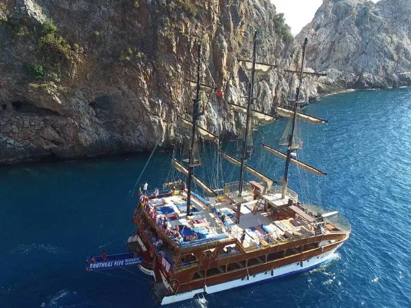 Catamaran Boat Trip with Snorkelling and Lunch
