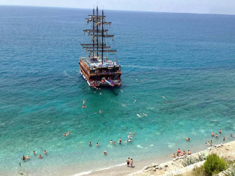 Catamaran Boat Trip with Snorkelling and Lunch gallery 7