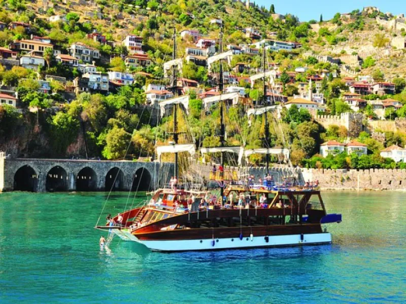 Catamaran Boat Trip with Snorkelling and Lunch
