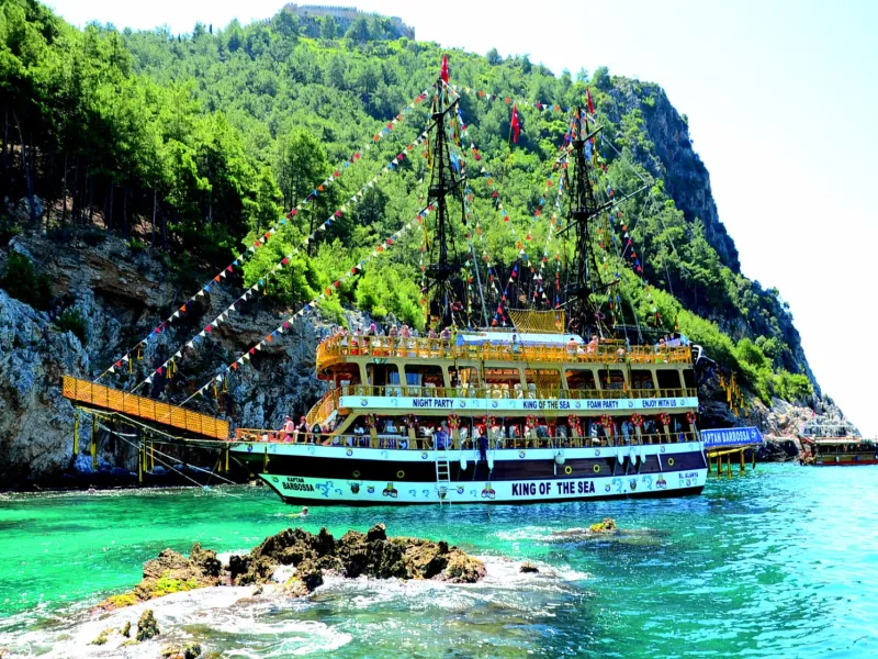 Alanyan venematka, BBQ-lounas ja virvoitusjuomat